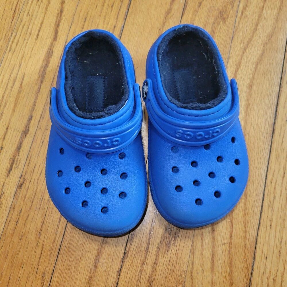 Crocs Unisex-Child Classic Lined Clog size 9 Toddler Blue